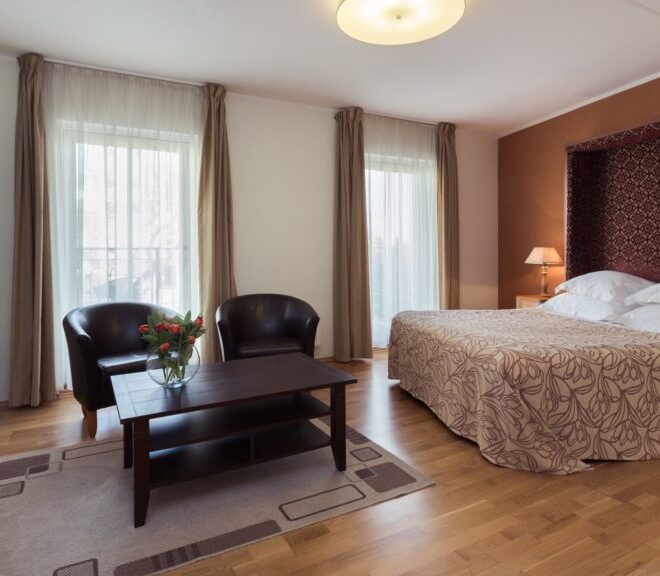 Deluxe-hotell-1024x576